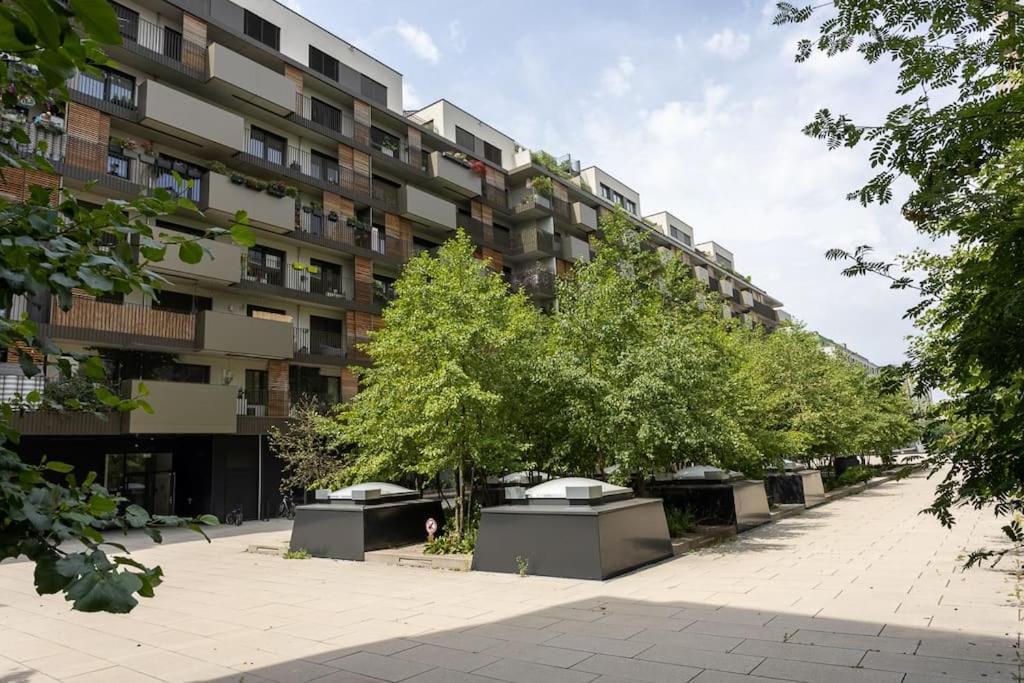Dream Apartment - Central And Quiet With Ac And Free Parking Garage Wien Eksteriør bilde