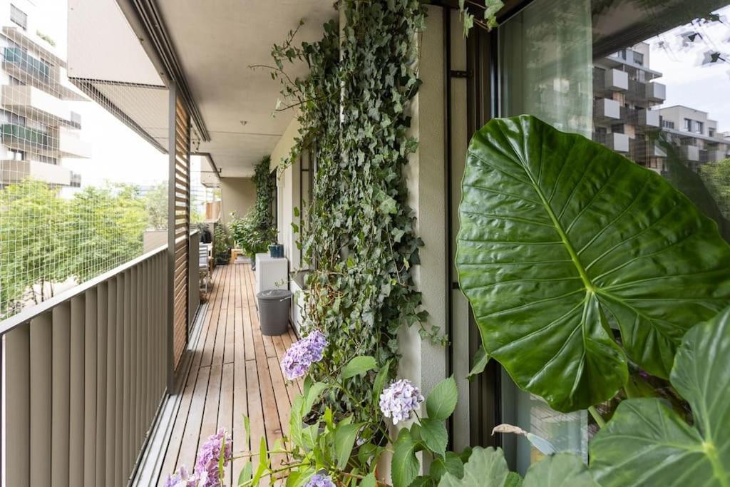 Dream Apartment - Central And Quiet With Ac And Free Parking Garage Wien Eksteriør bilde