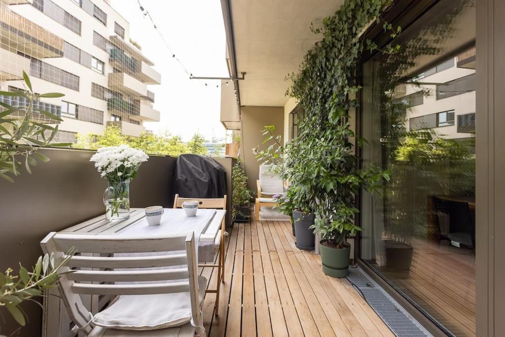 Dream Apartment - Central And Quiet With Ac And Free Parking Garage Wien Eksteriør bilde
