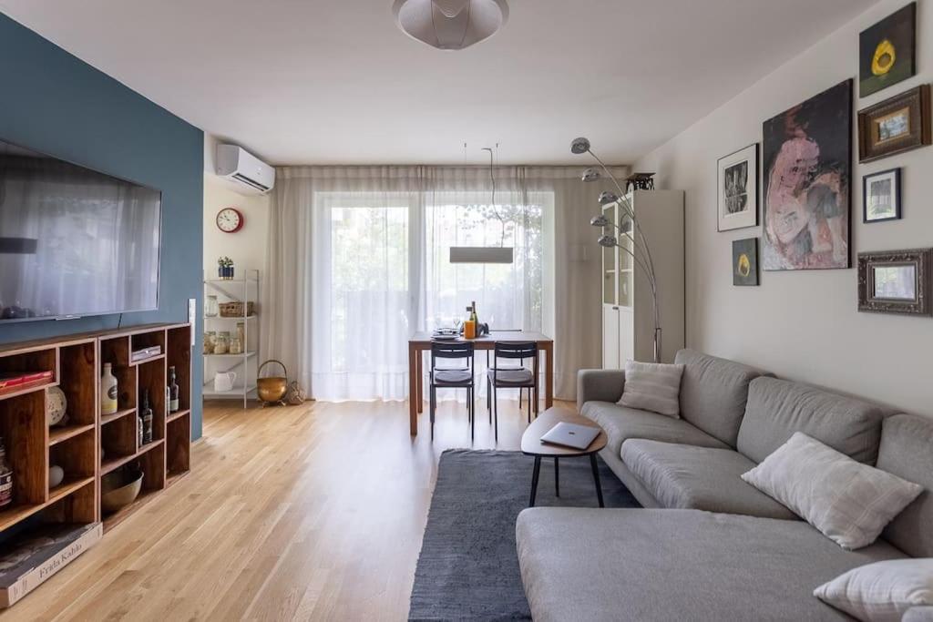 Dream Apartment - Central And Quiet With Ac And Free Parking Garage Wien Eksteriør bilde